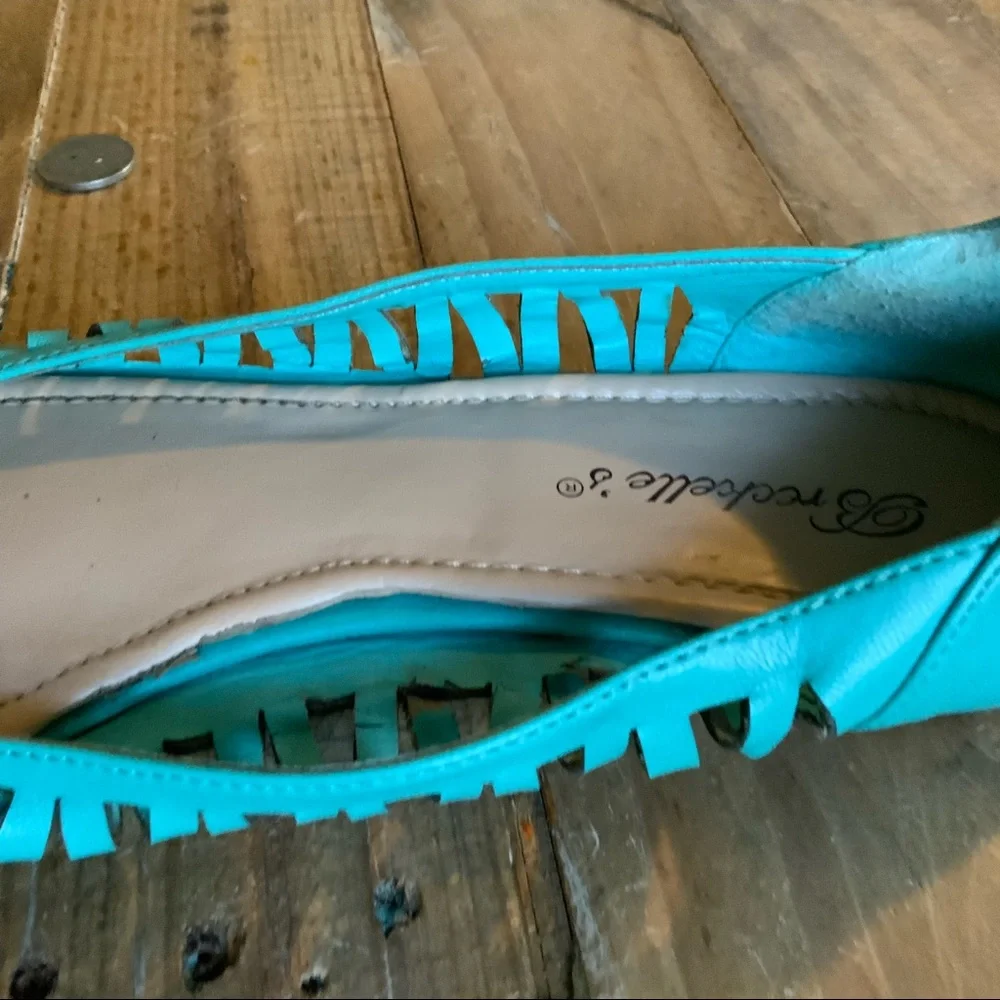 ModCloth Retro flats - Picture 8 of 12